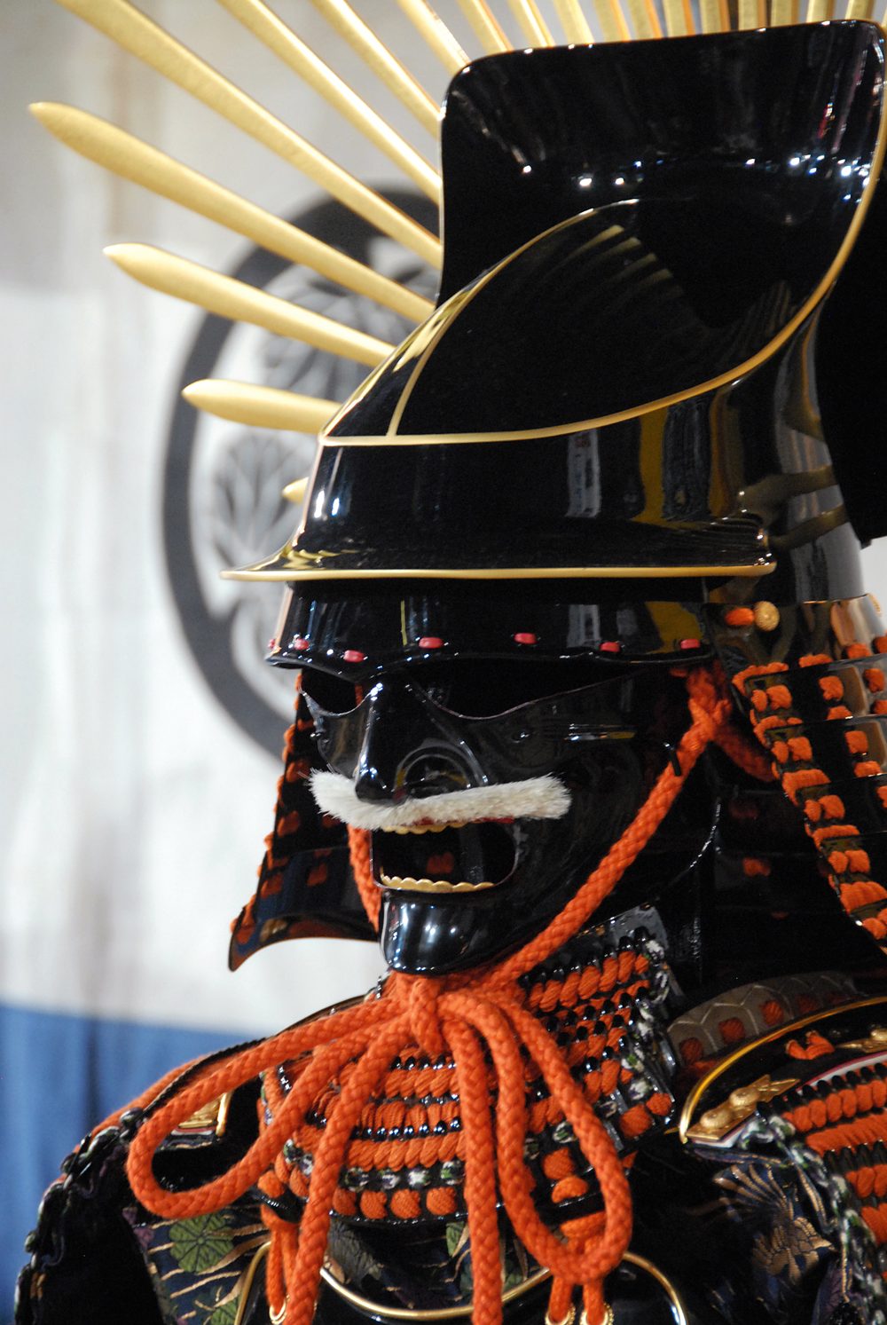 豊臣秀吉の一の谷馬藺後立兜 太閤兜レプリカ