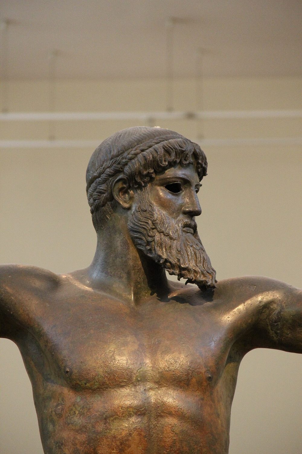 アルテミシオン岬の青銅像（ポセイドンまたはゼウス、ギリシャ国立考古学博物館）