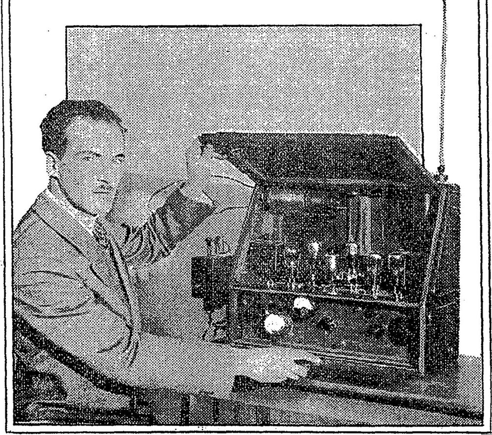 テルミン博士と初代エーテルフォン（世界初の電子楽器）