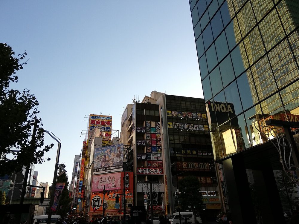 秋葉原の街並み