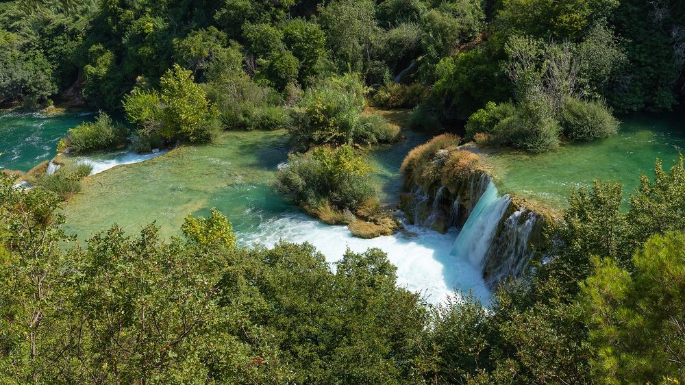 クルカ滝（クロアチア・スクラディンスキ・ブク）