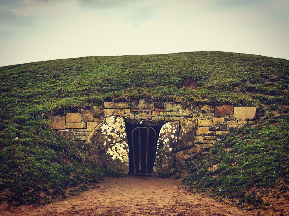 タラの丘（アイルランド・ミーズ県）、古代ケルト王が戴冠したハイ・キング（大王）の聖地