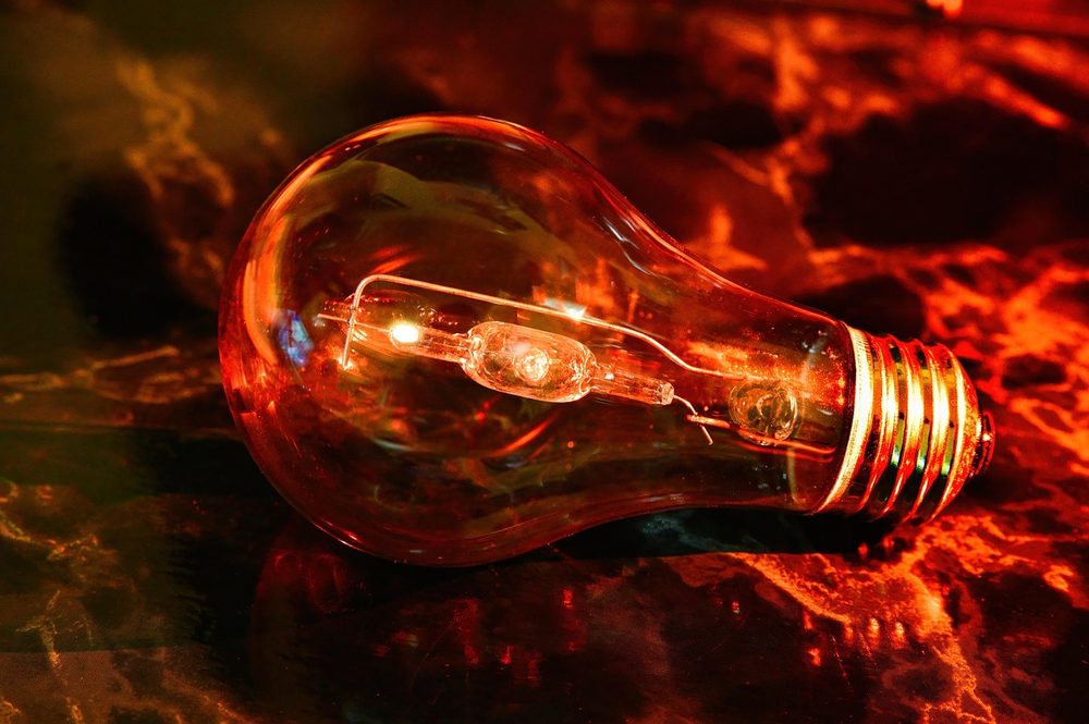 電球のイメージ写真