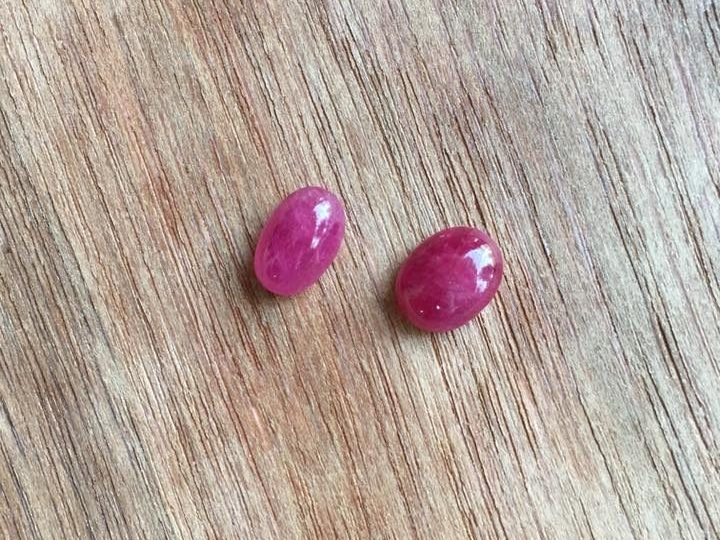 ミャンマー・ルビー カボション