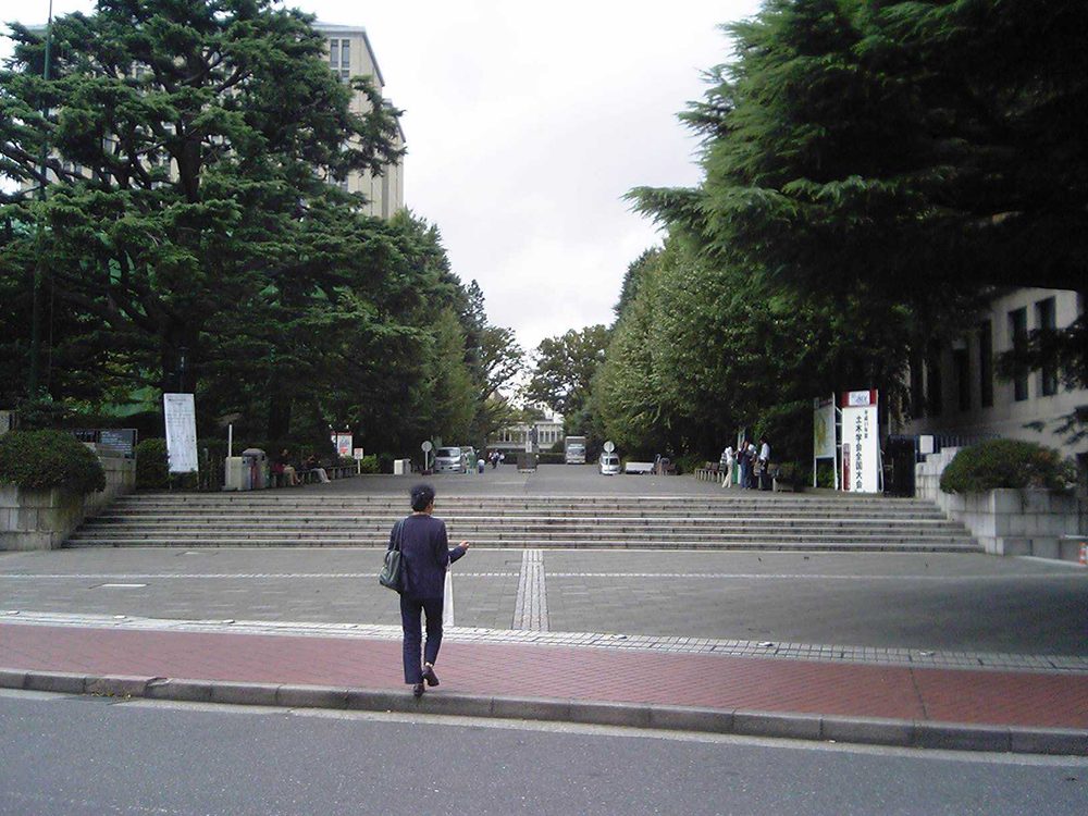 早稲田キャンパス 正門