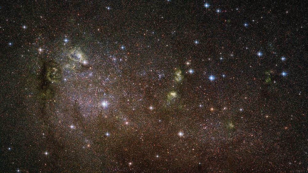 満天の星空。無数の星は天文学的な大きい数の単位を連想させる