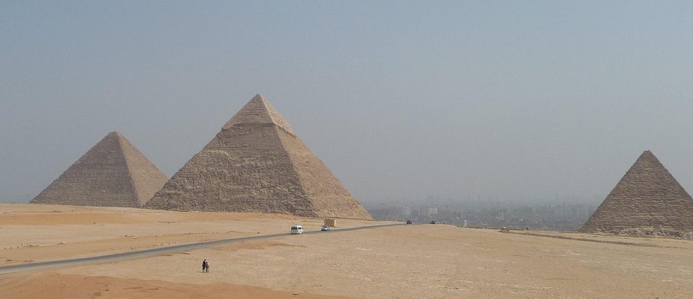 現存する唯一の古代の七不思議・ギザの大ピラミッド